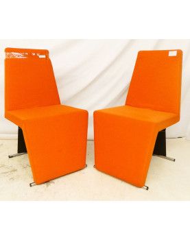 Paire de Chaises Année 70 Tissu Orange