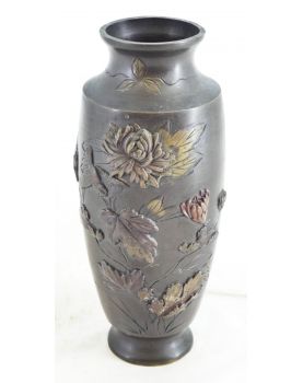 Small Decorative Vase with Birds and Flowers in Regulates