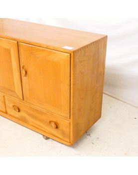 ERCOL Small Buffet 3 Doors 2 Shooters on Roulettes