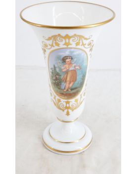Cornet Vase in Opaline Cartouche Child