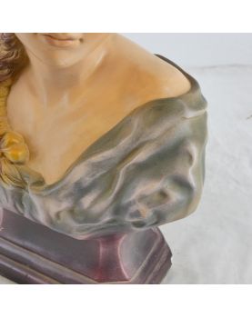 Buste de Femme en Plâtre