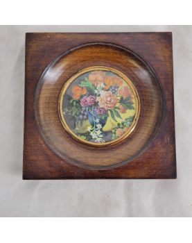 Small Medallion frame Fixed under Floral Deco glass