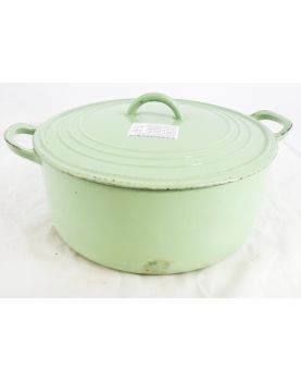 Green Enamelled Round Cocotte in Fonte