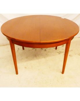 Table Ronde 1 Allonge Portefeuille Style Scandinave
