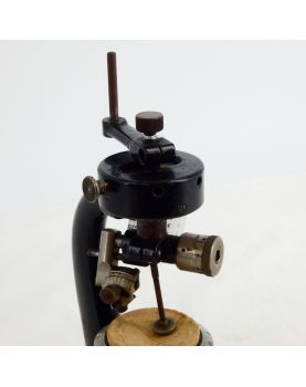 Ancien Tailleur de Verre de Montre RUKA