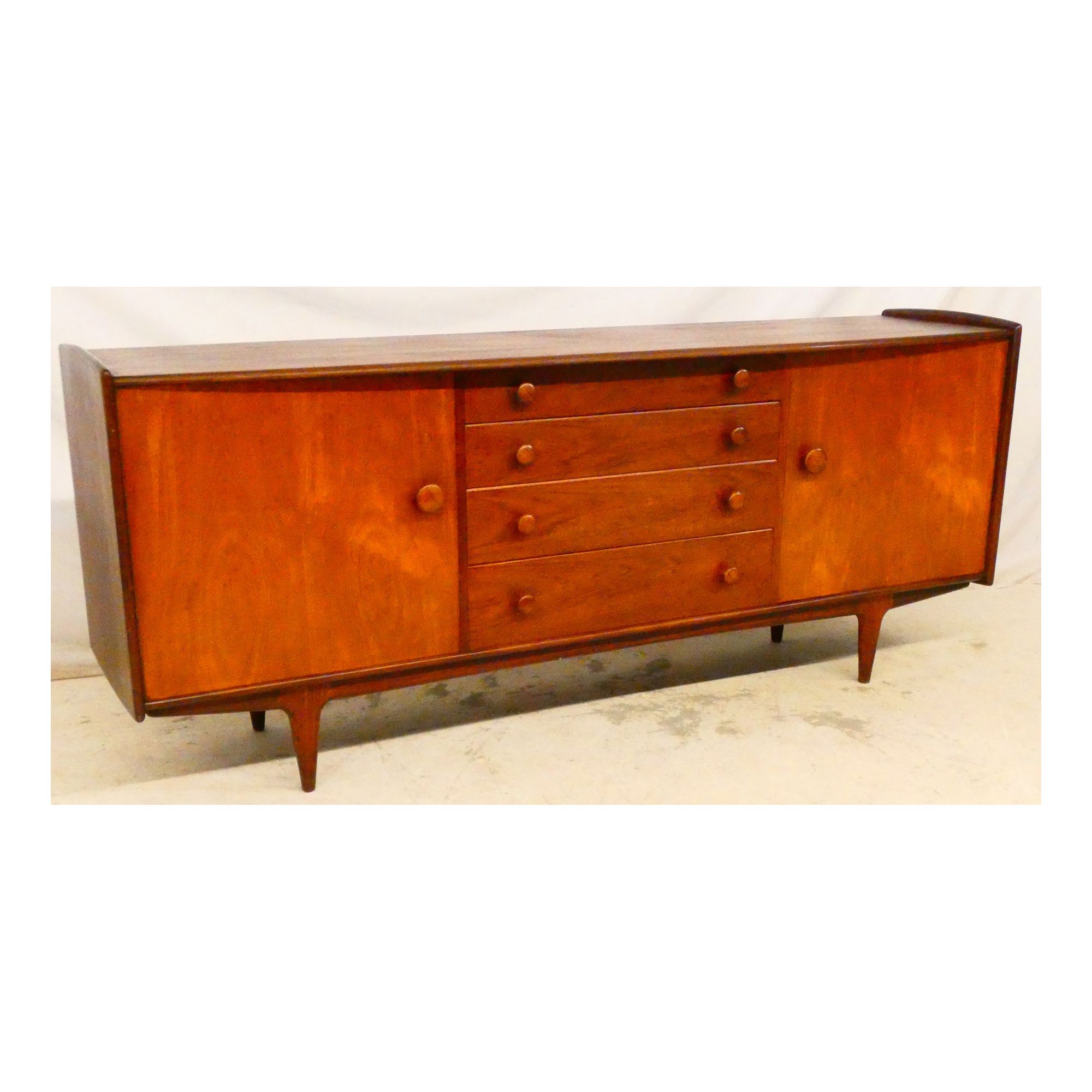 YOUNGER Sideboard 2 Doors 4 Drawers YOUNGER Sideboard 2 Doors 4 Drawers