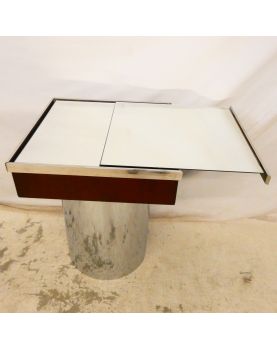 Expandable Store Display