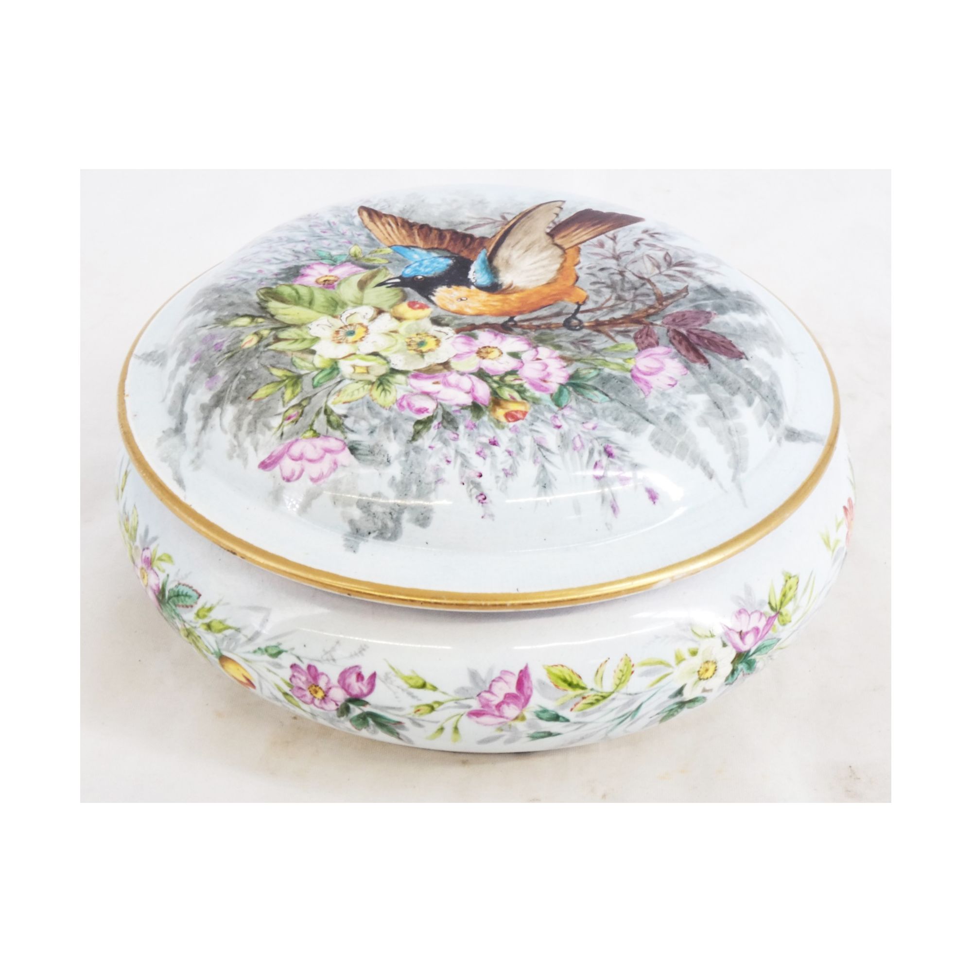Earthenware Candy Box with Floral and Bird Decor Earthenware Candy Box with Floral and Bird Decor