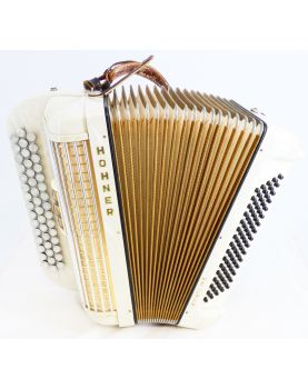 HOHNER AMATI IV R Accordion