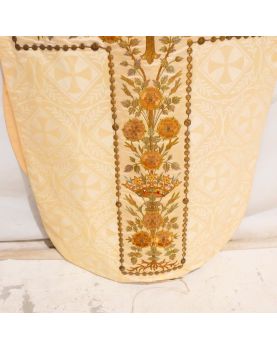 Chasuble Jaune Dorée avec Manipule
