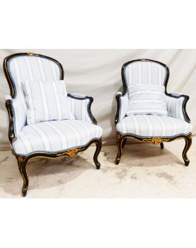 Paire de Fauteuils Napoléon III Style Louis XV en Bois Noirci et Doré avec Coussins