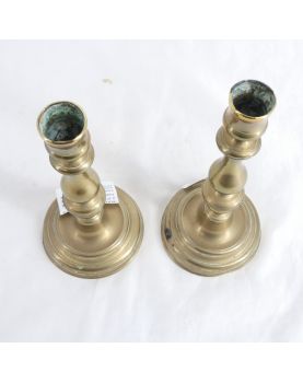 Paire de Bougeoirs en Bronze