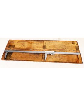 Large Vernier Caliper 1500 E7 in its Case