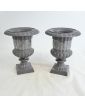 Paire de Petites Vases Médicis Peint en Gris