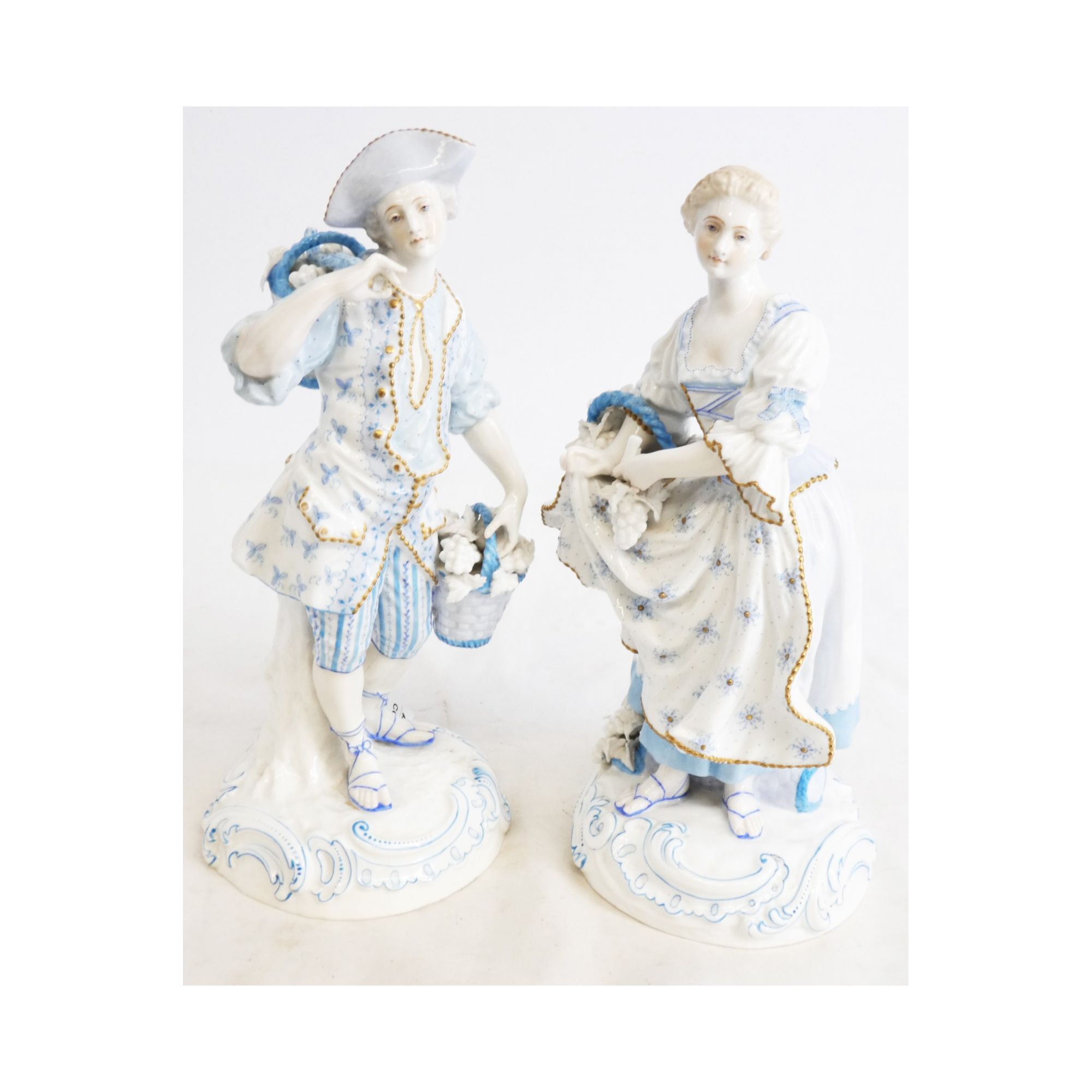 Couple en Porcelaine Polychrome Couple en Porcelaine Polychrome