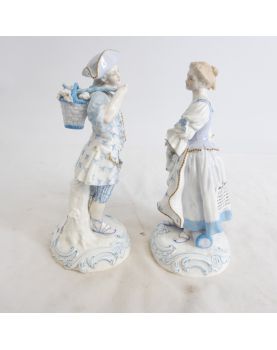Couple en Porcelaine Polychrome