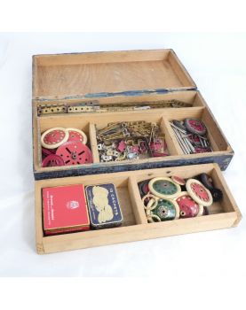 Ancienne Boîte de Jeu en Bois MECCANO