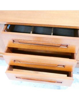 ELLIOTS OF NEWBURY Sideboard 3 Drawers 2 Sliding Doors