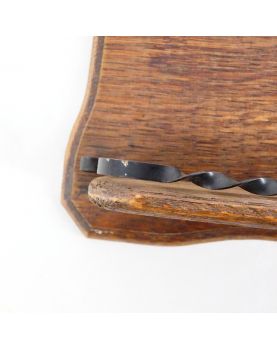 Porte Pipes en Bois Sculpté