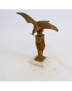 Porte Montre Oiseau sur Socle en Marbre Accidenté