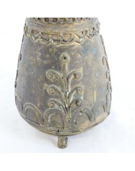 Petit Vase Indien en Laiton Ciselé
