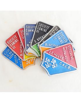Set of 30 Dog Show Plaques
