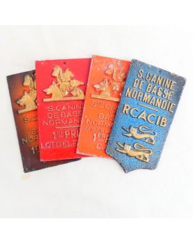 Set of 30 Dog Show Plaques