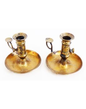Paire de Bougeoirs à Poussoir