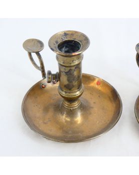 Paire de Bougeoirs à Poussoir