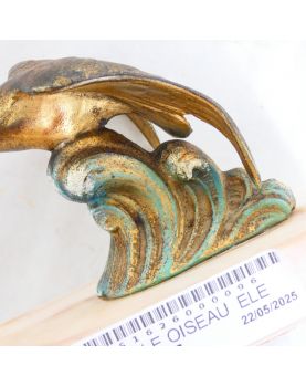 Sujet Oiseau en Régule Élément de Serre Livres