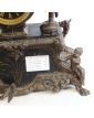 Pendule en Régule Sujet Femme et Enfant à Restaurer avec Balancier
