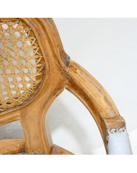 Canned Chair Pin-up