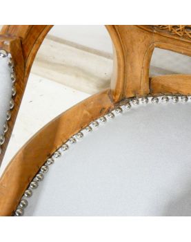 Canned Chair Pin-up
