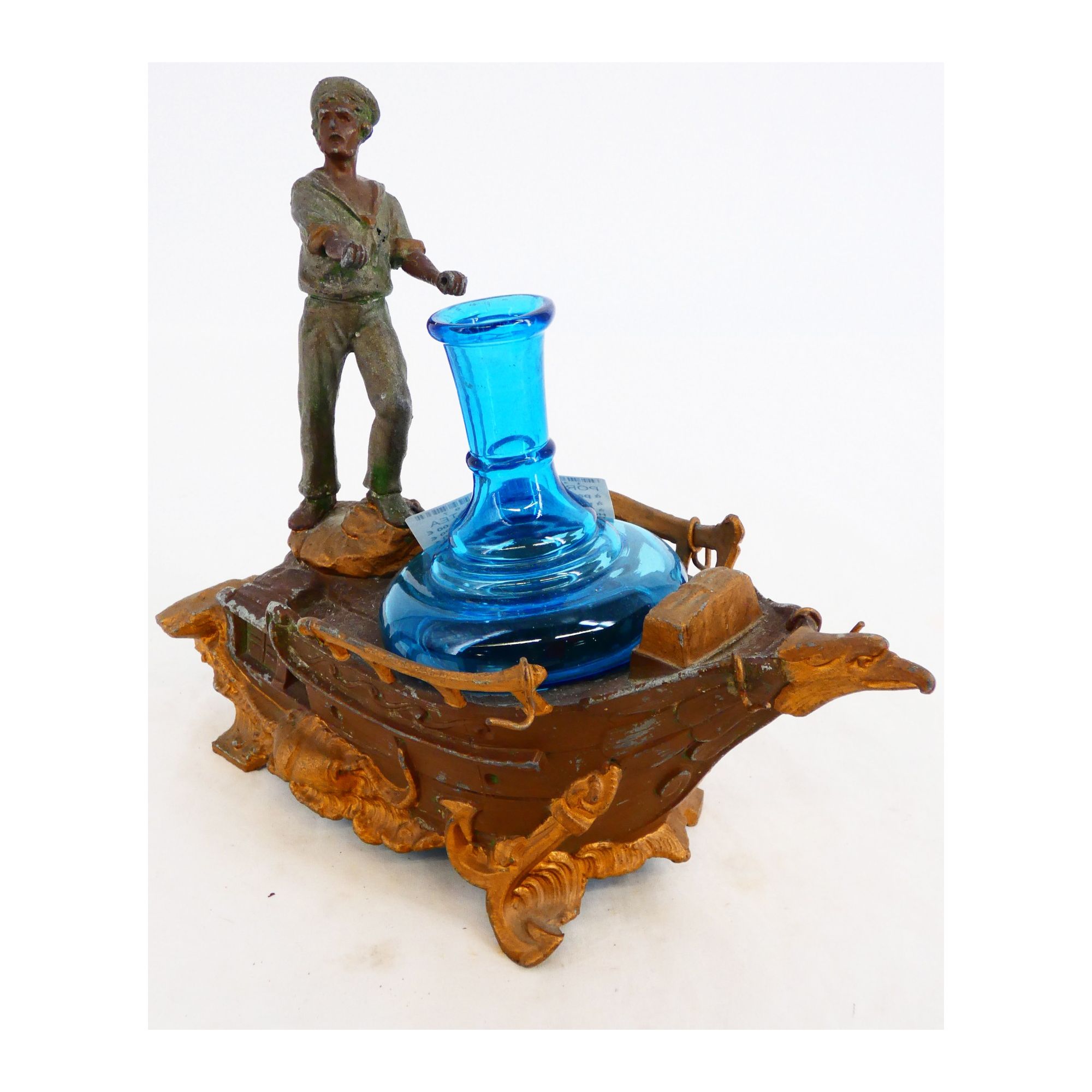 Boat Carafe Holder in Regulate Boat Carafe Holder in Regulate