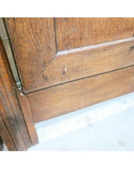 Oak Wardrobe with Key