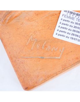 Femme en Terre Cuite Art Déco Signé MELANY