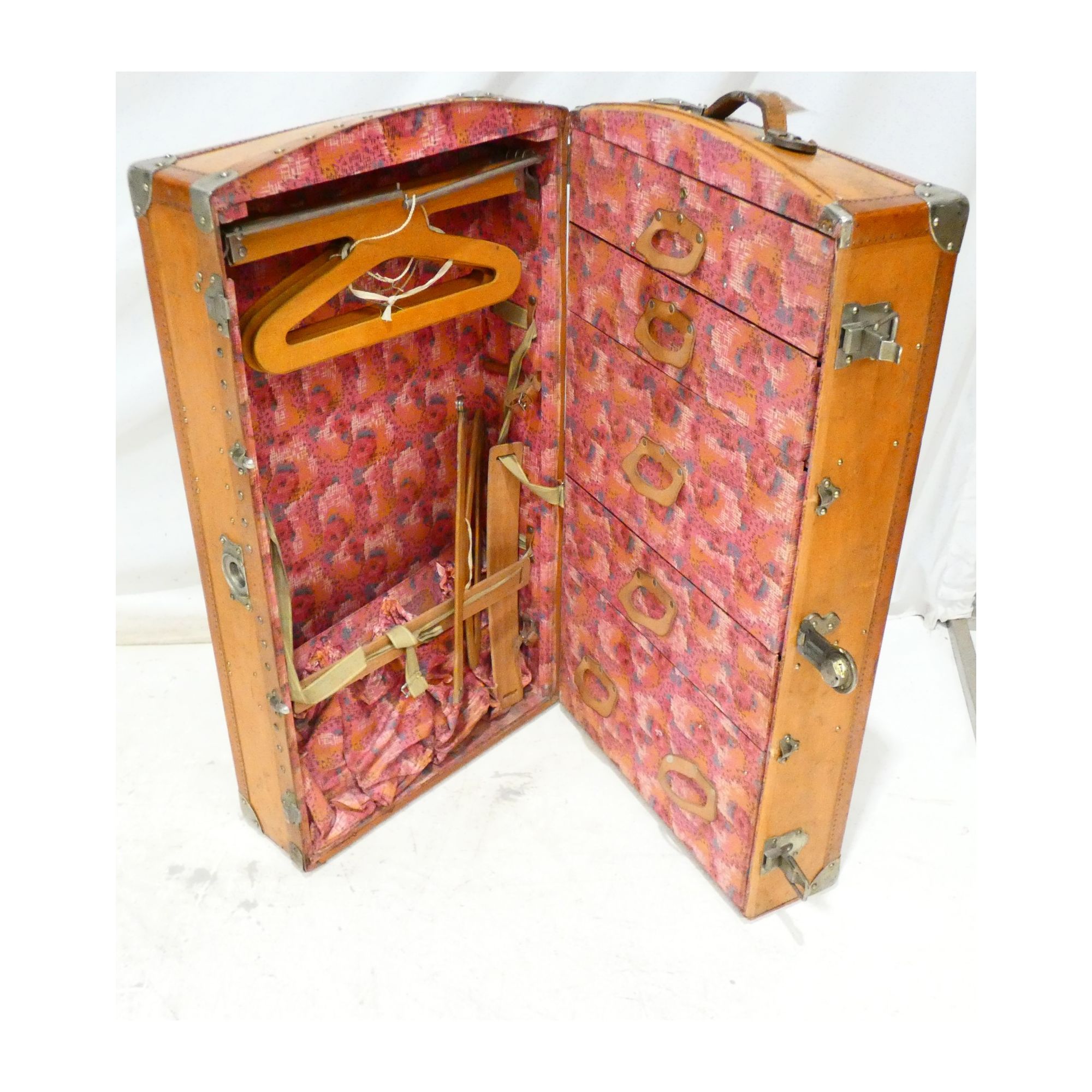 Antique Leather Cabin Trunk Antique Leather Cabin Trunk