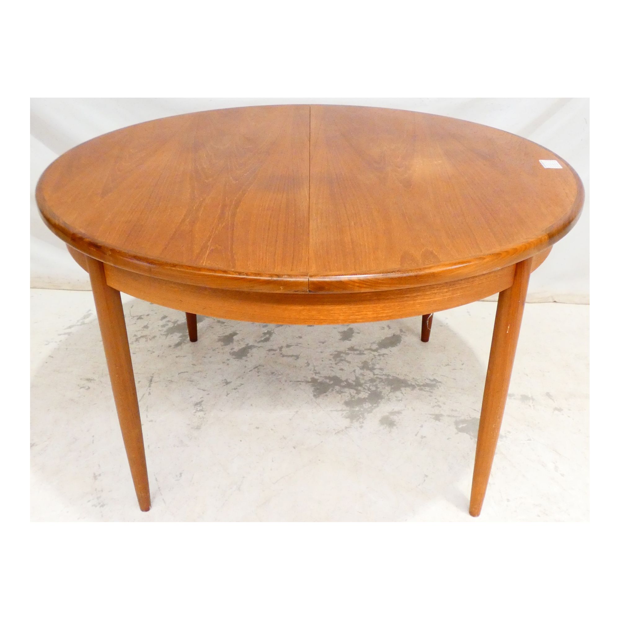 GPLAN Table Ronde Allonge Papillon GPLAN Table Ronde Allonge Papillon