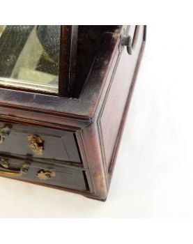 Petit Meuble de Coiffeuse Asiatique