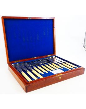 Coffret à Poisson en Métal Anglais
