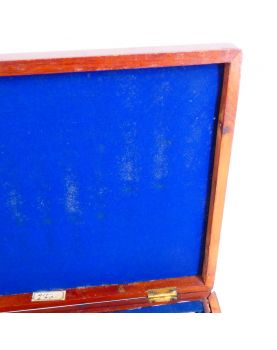 Coffret à Poisson en Métal Anglais