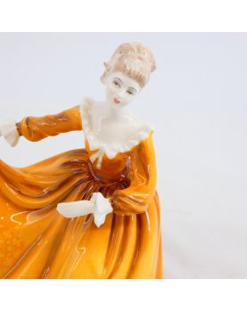 Elegant Subject in English Porcelain ROYAL DOULTON
