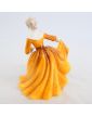 Sujet Elégante en Porcelaine Anglaise ROYAL DOULTON