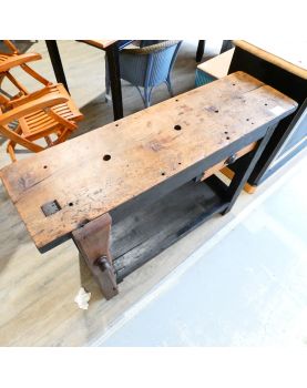 Small 1-Drawer Workbench Revamped