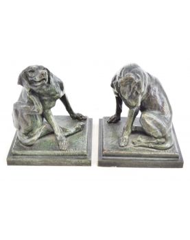 Paire de Petits Sujets Chiens en Bronze Signé C.VALTON
