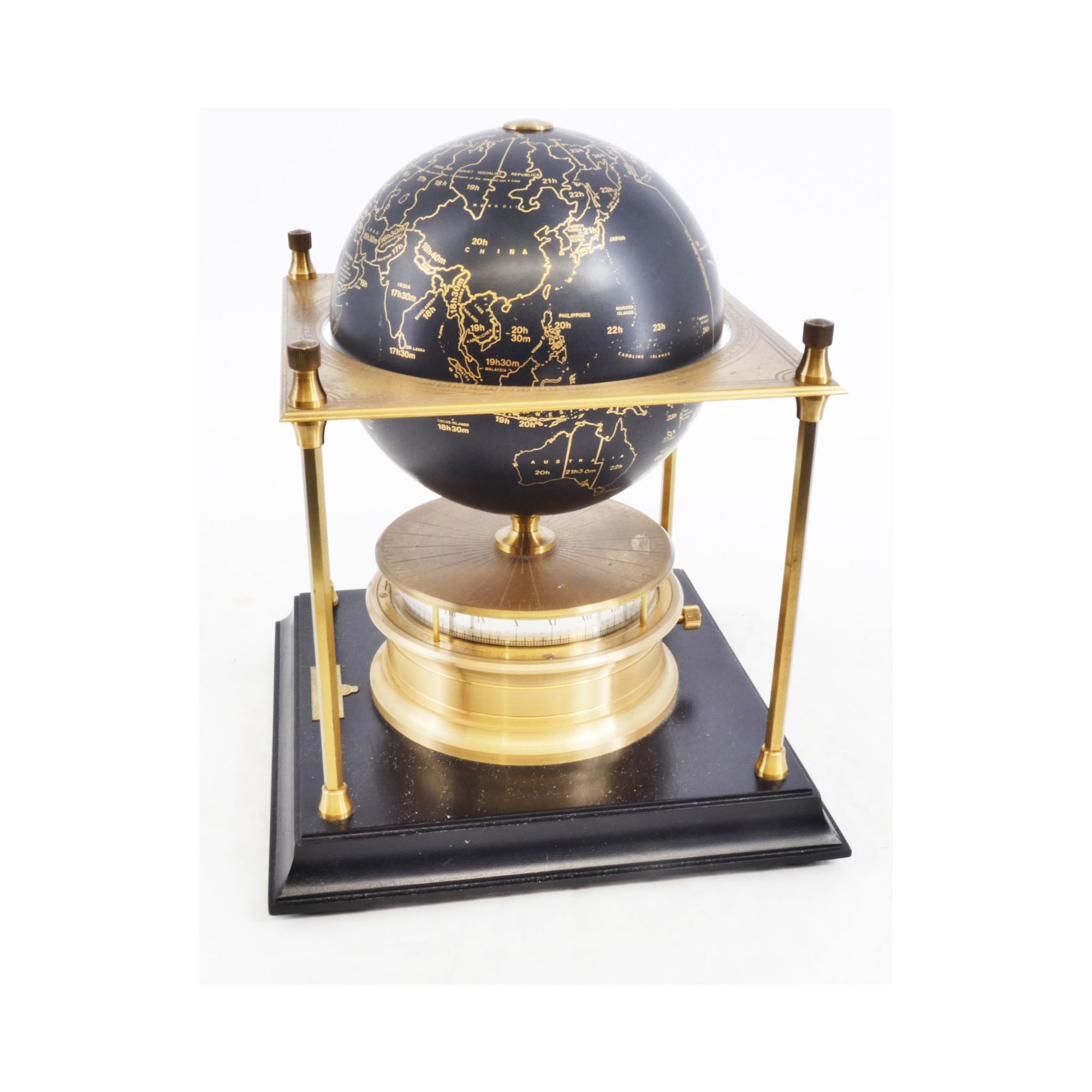 Horloge Mondiale The Royal Geographical Society World Clock 1980 Horloge Mondiale The Royal Geographical Society World Clock 1980