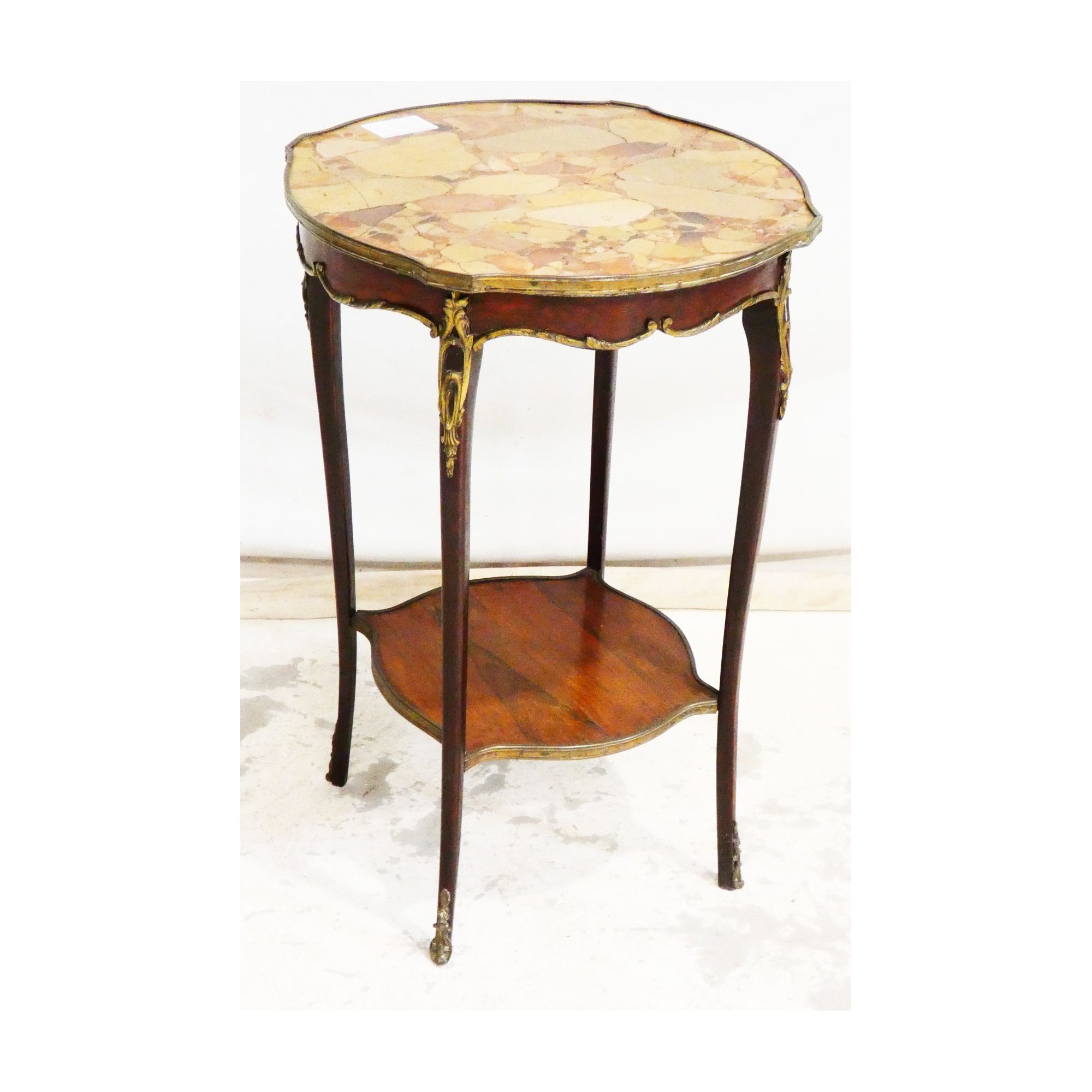 Guéridon Style Louis XV Dessus en Marbre Guéridon Style Louis XV Dessus en Marbre