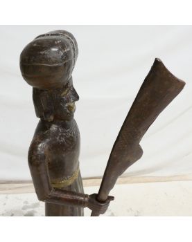 Statue de Guerrier Ethnique en Bois et Laiton