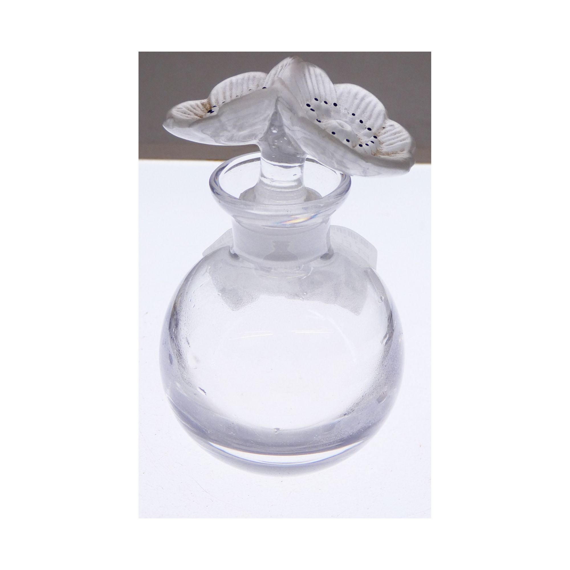 Petit Flacon de Parfum en Cristal Petit Flacon de Parfum en Cristal