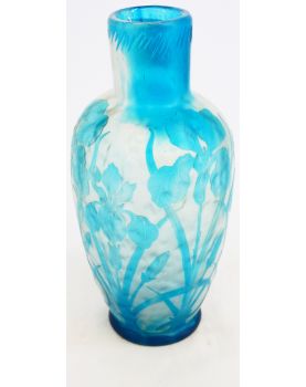 Vase Iris Bleue Cristallerie de Pantin